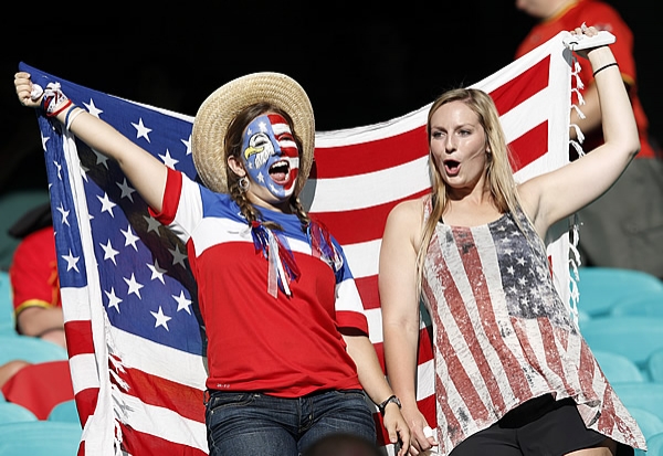 La belleza americana se impone en las gradas brasileñas.