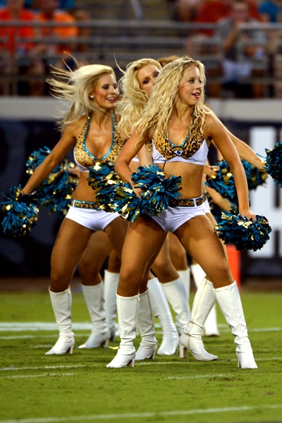 La Belleza en la fecha 1 de la Pretemporada de la NFL.