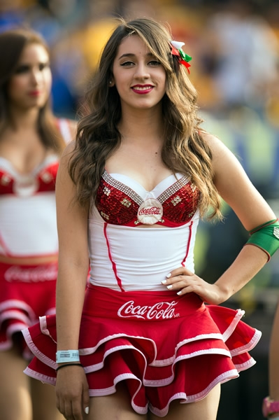 La belleza mexicana, presente en los estadios mexicanos.