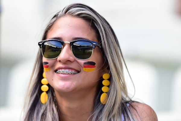 La belleza se hizo presente en entre la afición.