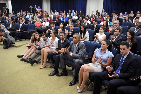 La Casa Blanca apoyaba a los de las barras y las estrellas.