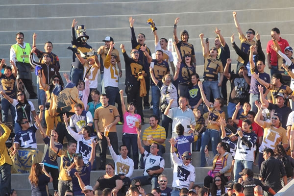 La Rebel presente para apoyar a los universitarios.