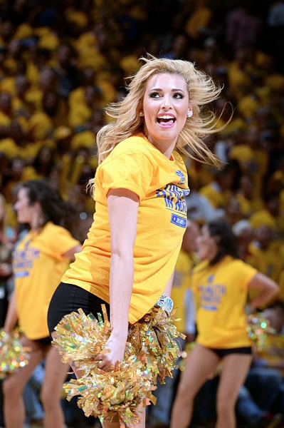 Las bellas musas de los Campeones de NBA.