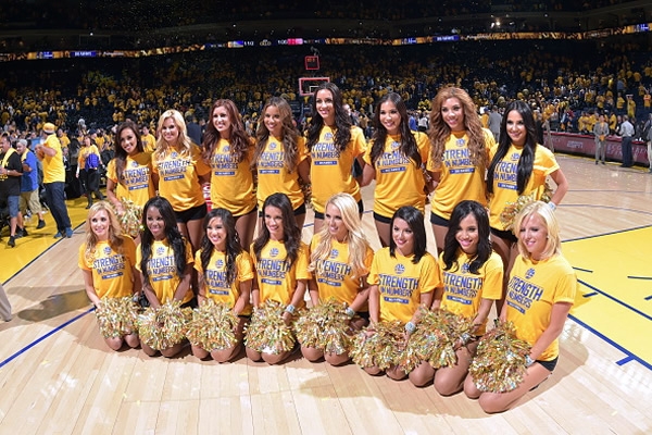 Las bellas musas de los Campeones de NBA.