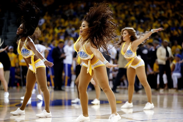 Las bellas musas de los Campeones de NBA.