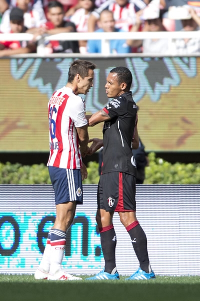 Las cosas se calentaron en el Omnilife.