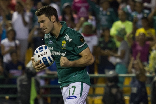 León-América