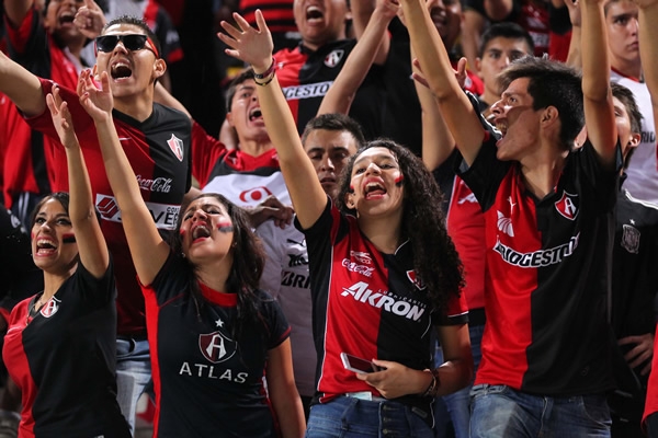 Los aficionados atlistas alentaron en todo momento.