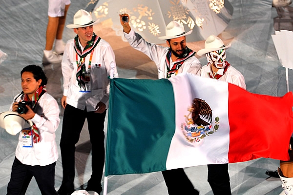 Los atletas mexicanos se divirtieron durante la inauguración.