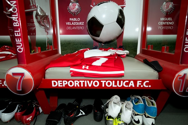 Los Escarlatas le quieren hacer la diablura al Cruz Azul.