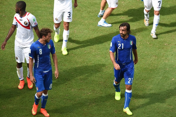 Los italianos tendrán que jugarse su pase en el último partido.