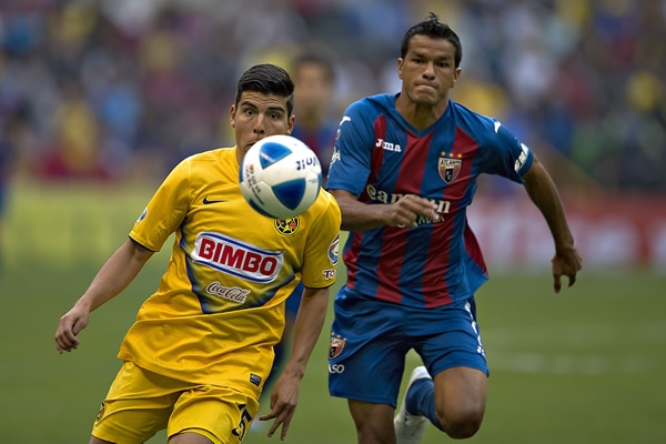 Los Potros están encima del América.