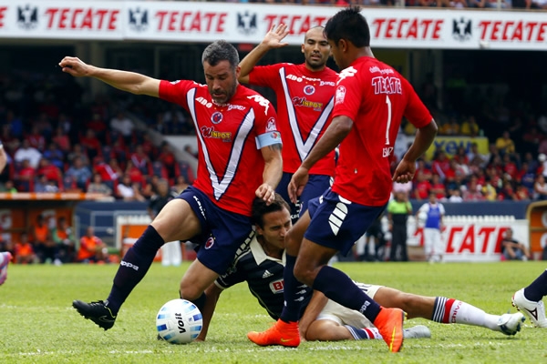 Los veracruzanos frenaron más de una vez al Rebaño.
