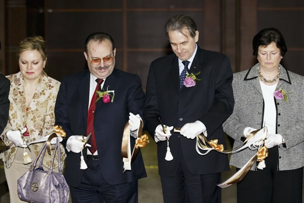 Mario Vázquez Raña murió a los 82 años debido a una insuficiencia respiratoria.