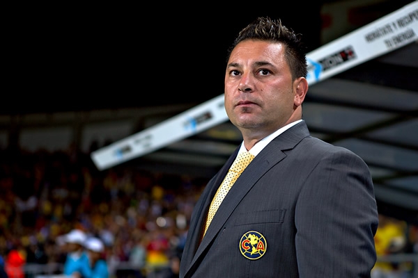 Mohamed tendrá que replantear el partido si es que quiere contundencia.