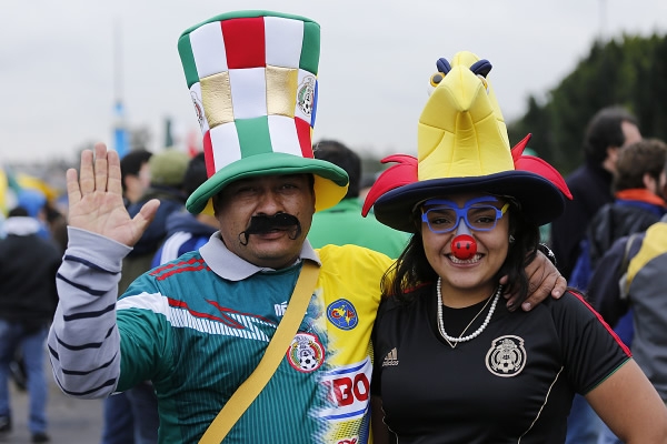 Ni el frío detuvo a los seguidores del Tri.
