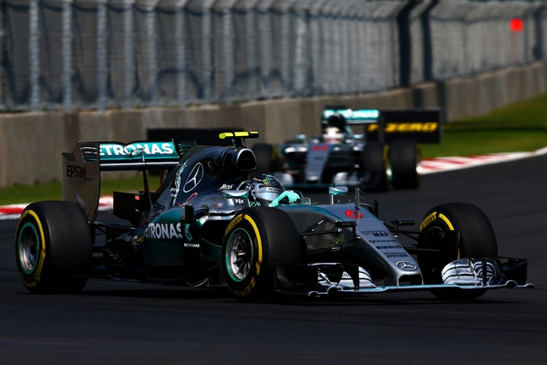 Nico Rosberg se llevó el Gran Premio de México.