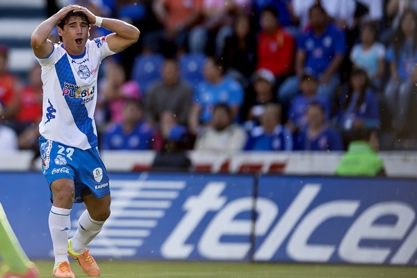 No puede creer lo que Erim Ramírez acaba de señalar.