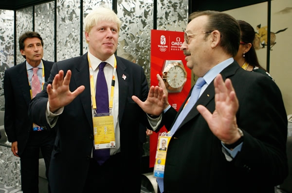 Nunca fue reservado, Vázquez Raña hizo amistades de cualquier tipo.