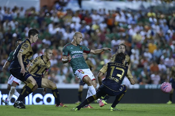 Ochoa ha tocado a la puerta universitaria varias veces.