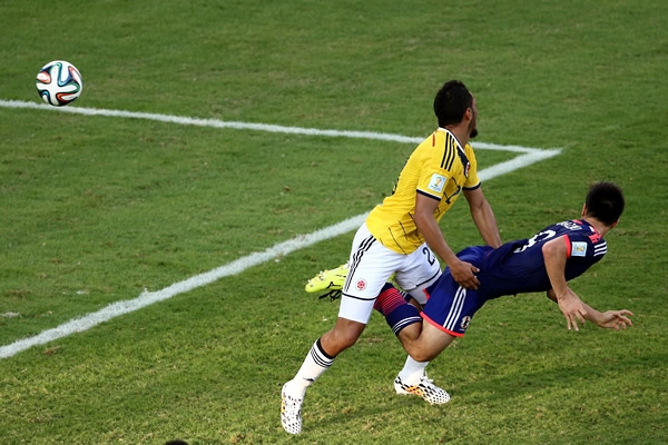 Okazaki se lanzó al final del primer tiempo.