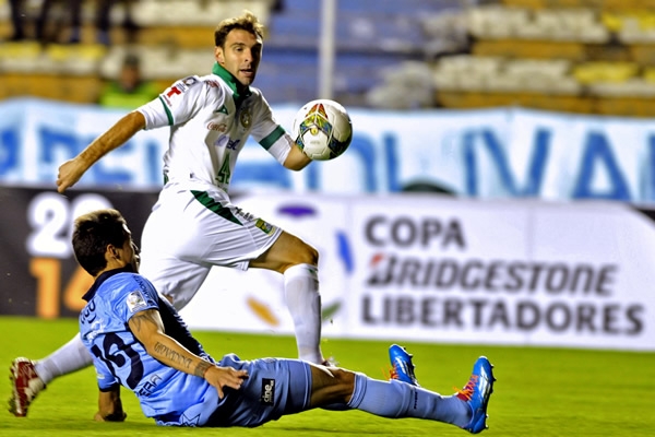 Paga caro la visita, Bolivar ya los empató.