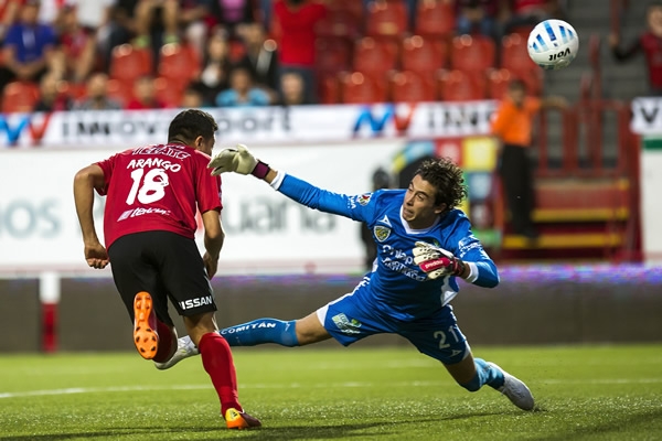 Paradón del portero Jiménez que cubrió bien su cabaña.