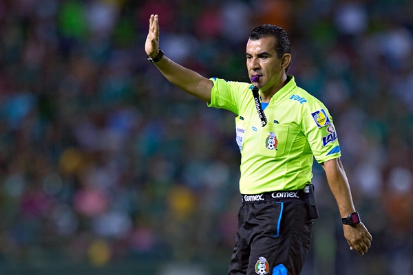 Paul Delgadillo fue el encargado de vigilar las acciones del partido.