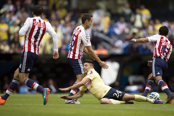 Peralta fue bien cubierto por su rival.