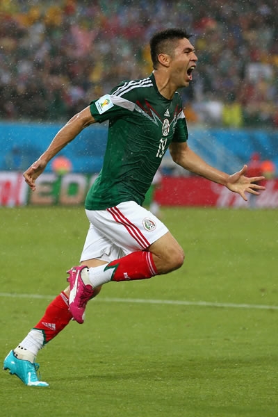 Peralta fue el encargado de mover la pizarra.