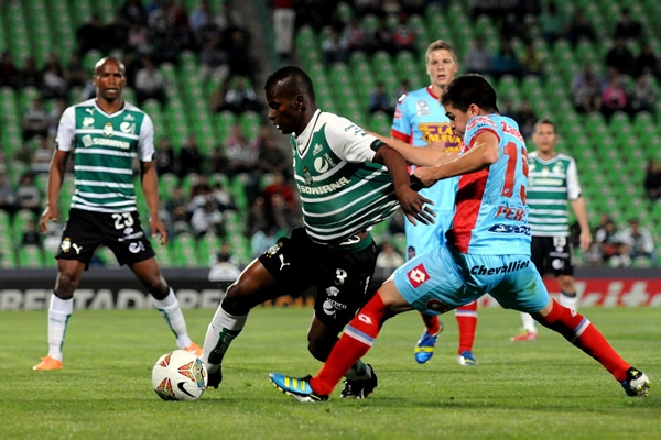 Pérez intenta censurar el rumbo de Quintero.