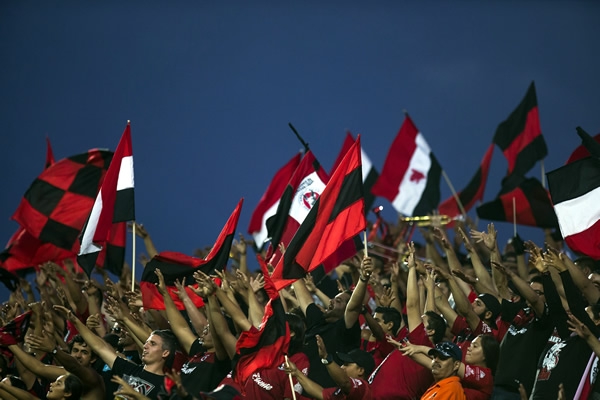 Pese al resultado adverso de Xolos, su afición no dejó de cantar.