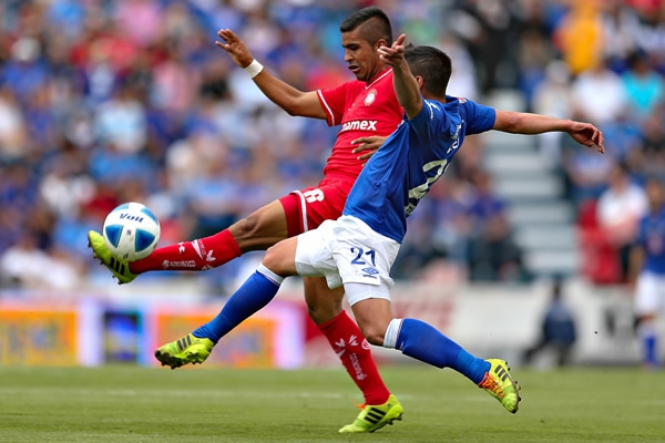 Ponce y Rojas en el duelo personal en el otro extremo.