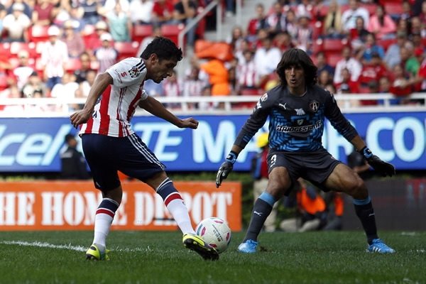 Reyna estuvo cerca de abrir el marcador.