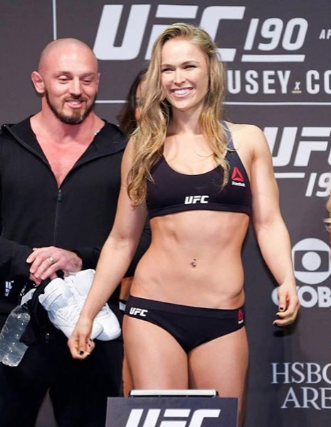 Ronda es experta en las artes marciales mixtas. (Facebook Ronda Rousey)
