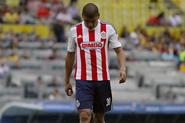 Salcido lamentó las fallas del Chivas.