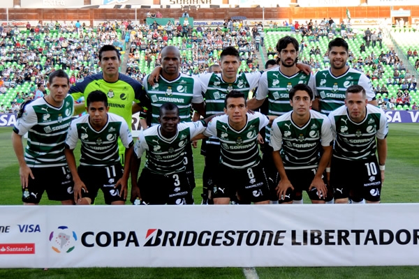 Santos apuesta por Cejas desde el inicio del partido.