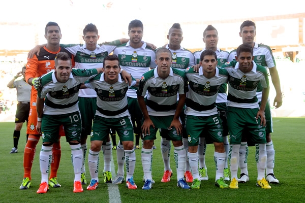 Santos apuesta por Rentería y Calderón por las bandas.