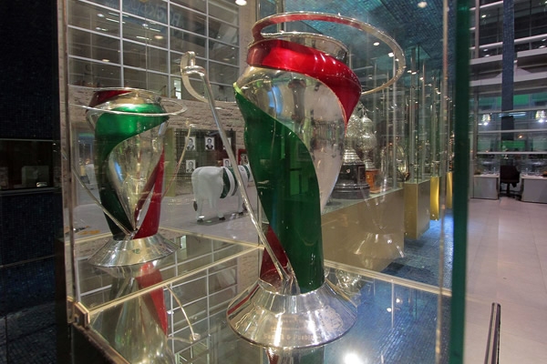 Santos presumió su trofeo que los avala como Campeones de la Copa MX.