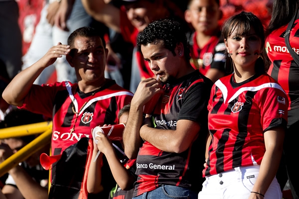 Semifinal de Ida de la Concachampions.