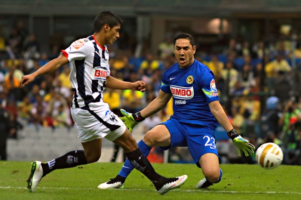 Siempre atento cuando se le exige.