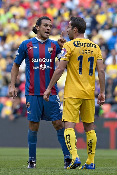 Sigue el duelo personal entre Romero y Rey.