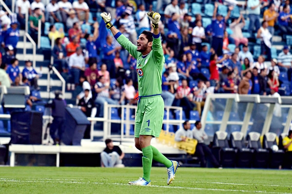 El sueño de la Novena estrella se mantiene intacto y se refuerza con la victoria en el debut del A2013.