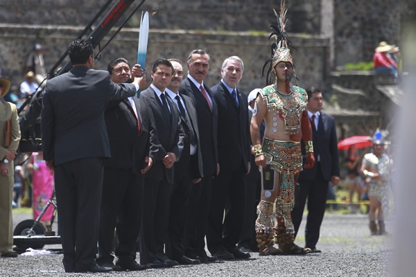 También miembro del Comité Olímpico Internacional de 2000 a 2012.