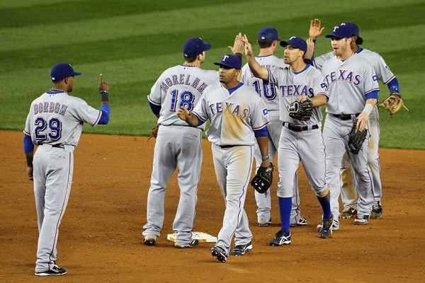 Texas Rangers Latin Rangers de Texas a un paso de la Serie Mundial