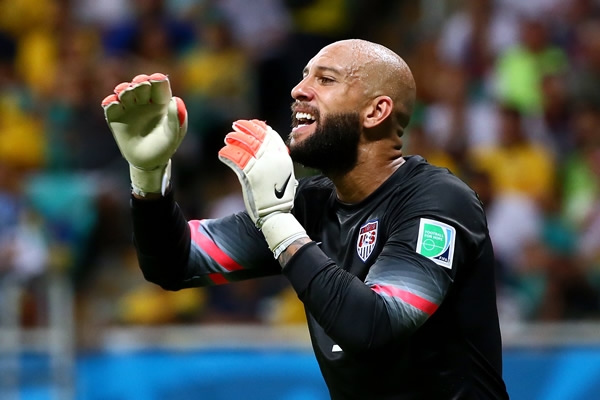 Tim Howard ha tenido grandes atajadas.