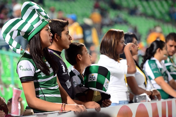 Tras el título en la Copa MX, la afición lagunera brindó su apoyo.