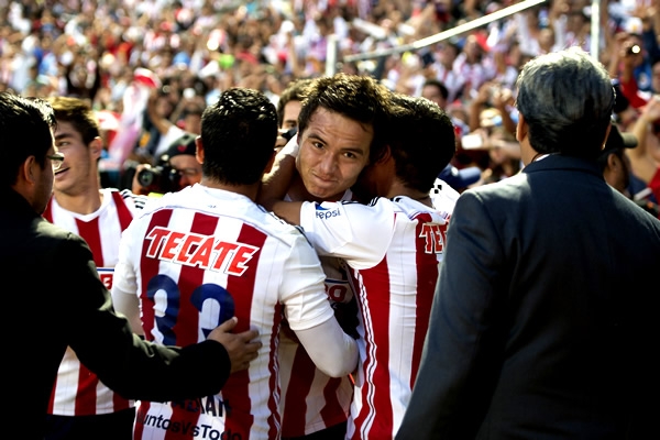 Todos querían un poco de su héroe.