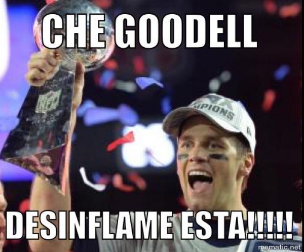 Tom Brady no se salvó en las redes sociales por 'utilizar' balones desinflados.