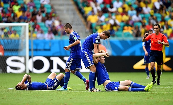 Toni Sunjic y Emir sufrieron un accidente durante el primer tiempo.